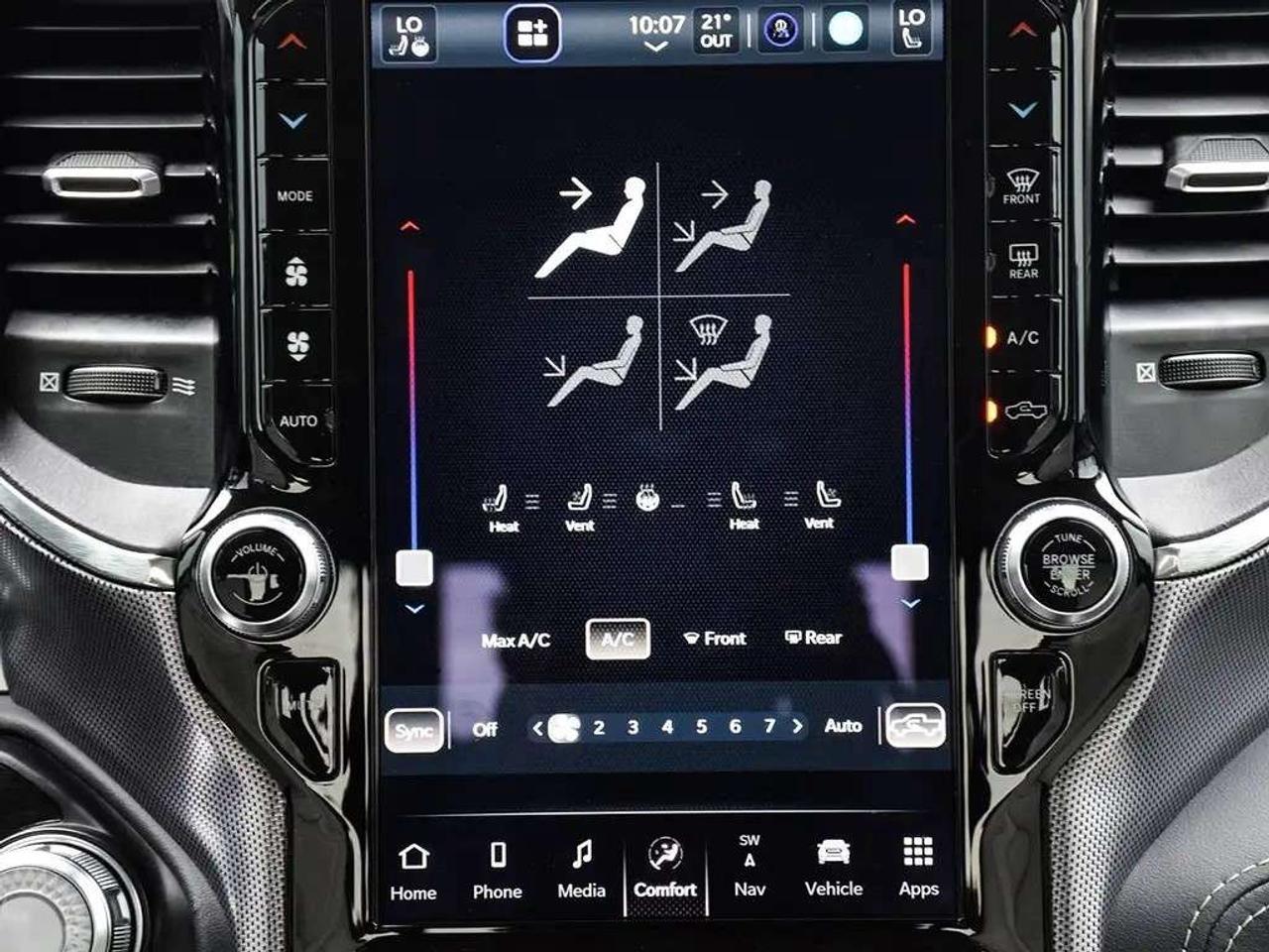 2022 RAM 1500 Limited 10th Anniversary Crew Cab 4x4 Photo