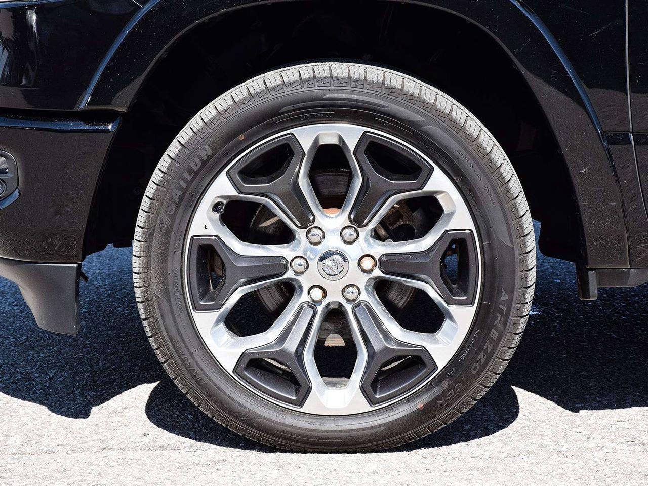 2022 RAM 1500 Limited 10th Anniversary Crew Cab 4x4 Photo