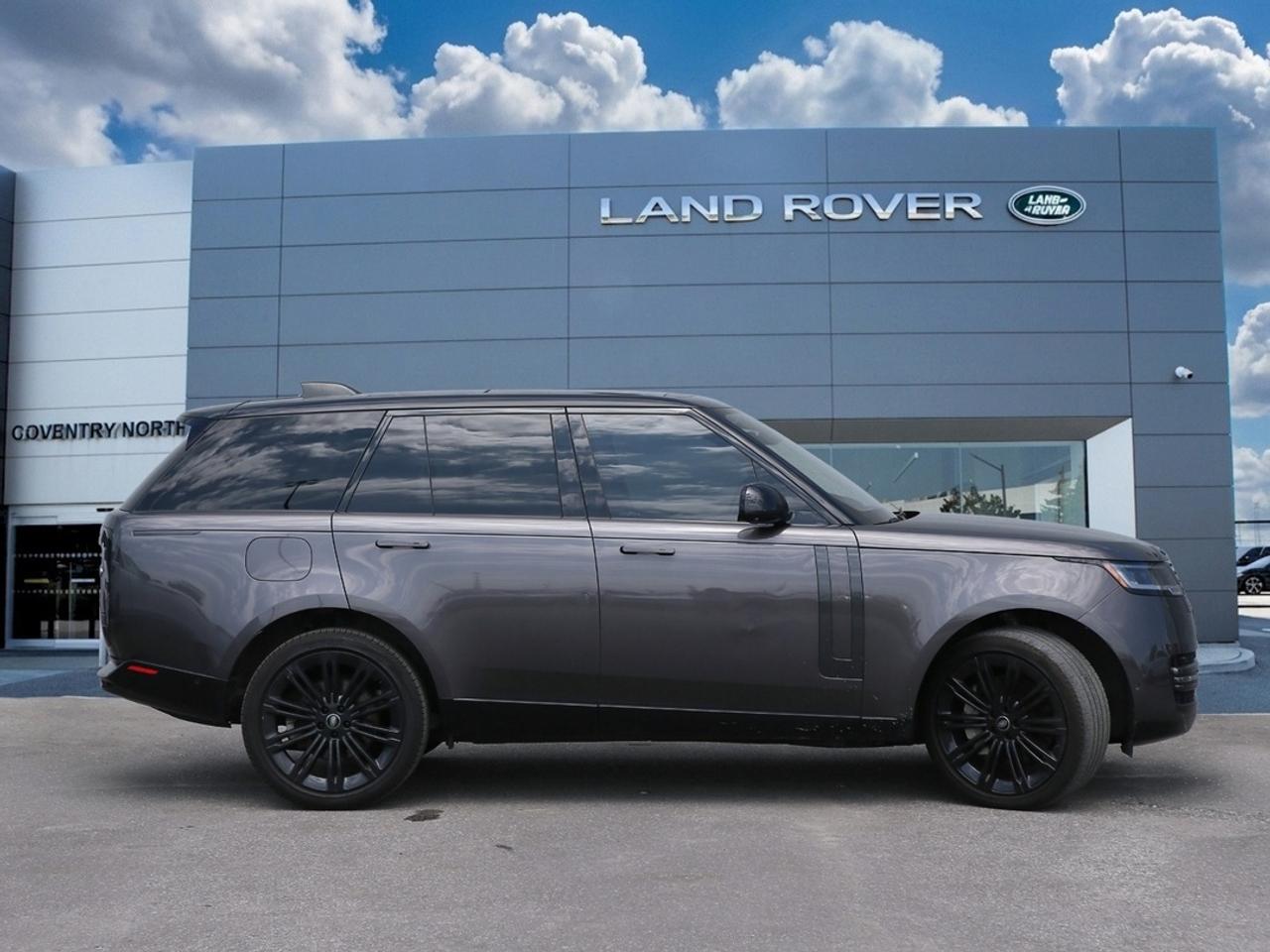 2023 Land Rover Range Rover SE 523 HP TWIN-TURBO V8   MERIDIAN? 3D AUDIO   EXECUTIVE LUXURY   THE ULTIMATE RANGE ROVER Photo