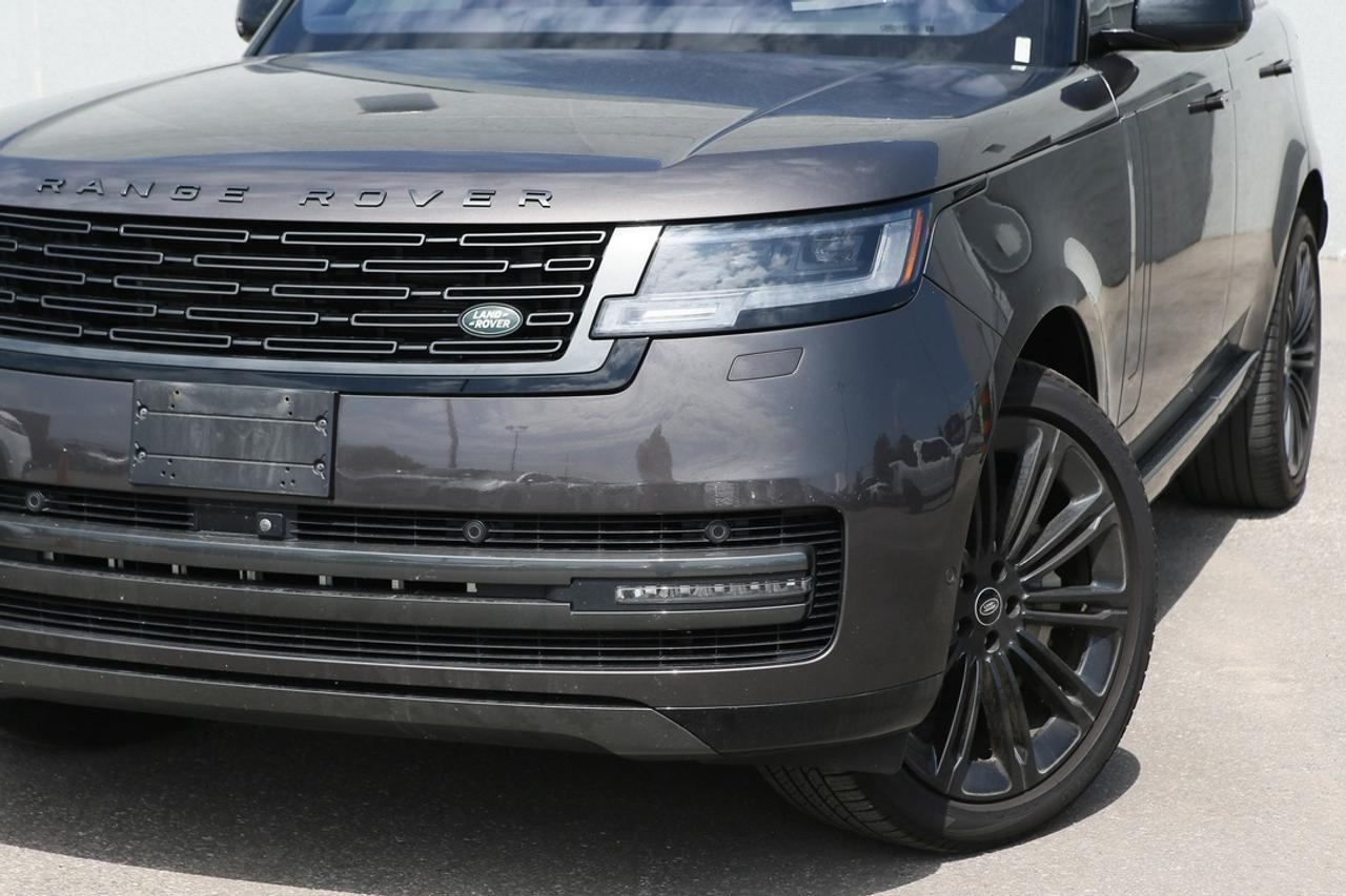 2023 Land Rover Range Rover SE 523 HP TWIN-TURBO V8   MERIDIAN? 3D AUDIO   EXECUTIVE LUXURY   THE ULTIMATE RANGE ROVER Photo