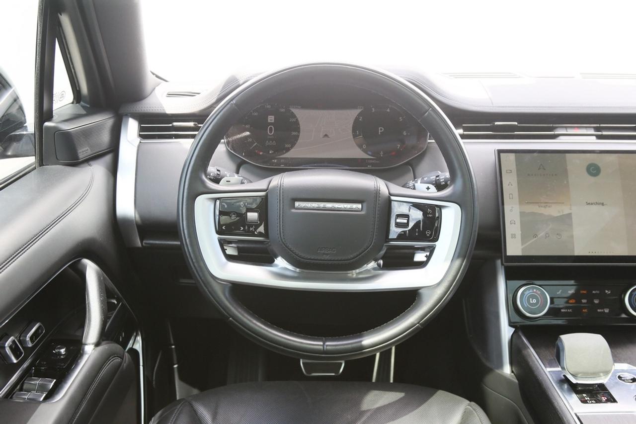 2023 Land Rover Range Rover SE 523 HP TWIN-TURBO V8   MERIDIAN? 3D AUDIO   EXECUTIVE LUXURY   THE ULTIMATE RANGE ROVER Photo