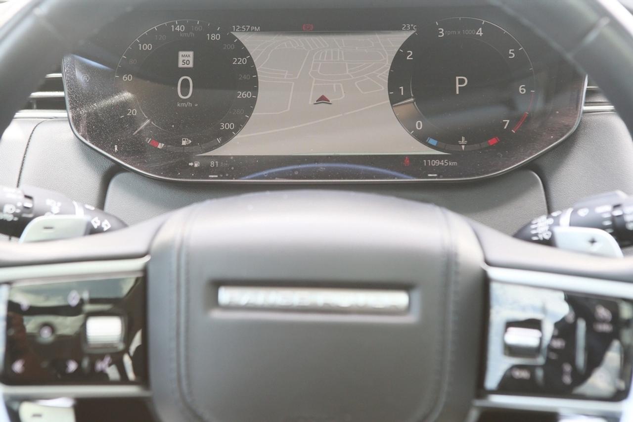 2023 Land Rover Range Rover SE 523 HP TWIN-TURBO V8   MERIDIAN? 3D AUDIO   EXECUTIVE LUXURY   THE ULTIMATE RANGE ROVER Photo