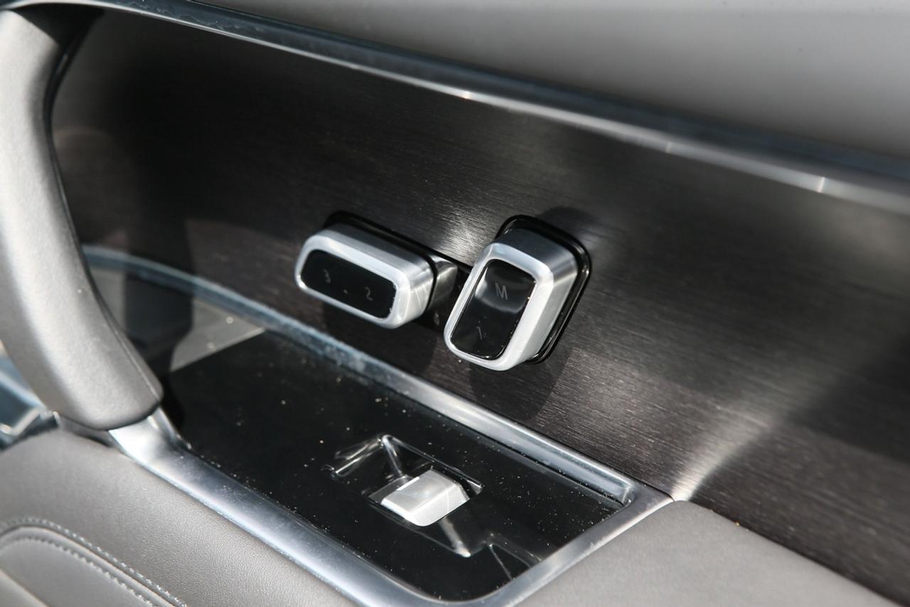 2023 Land Rover Range Rover SE 523 HP TWIN-TURBO V8   MERIDIAN? 3D AUDIO   EXECUTIVE LUXURY   THE ULTIMATE RANGE ROVER Photo