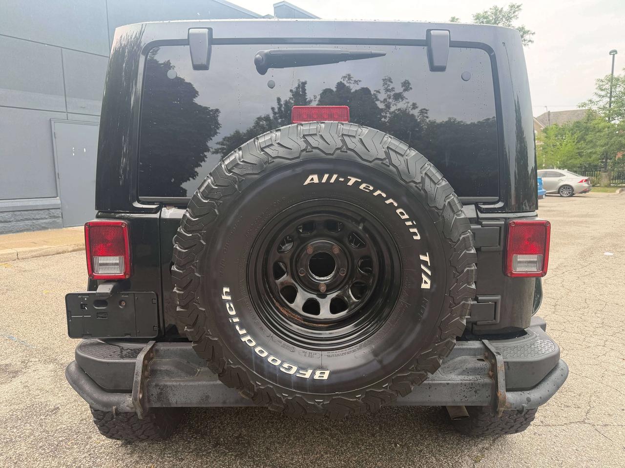 2012 Jeep Wrangler Call of Duty II / ONLY 175625 KMS !!! 6 SPD MANUAL Photo
