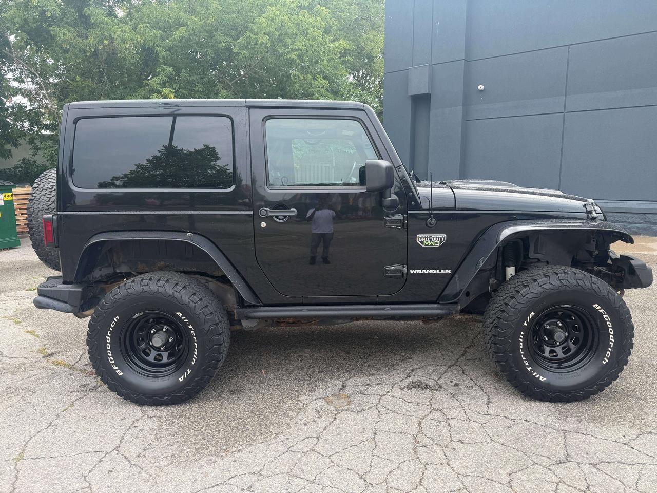 2012 Jeep Wrangler Call of Duty II / ONLY 175625 KMS !!! 6 SPD MANUAL Photo