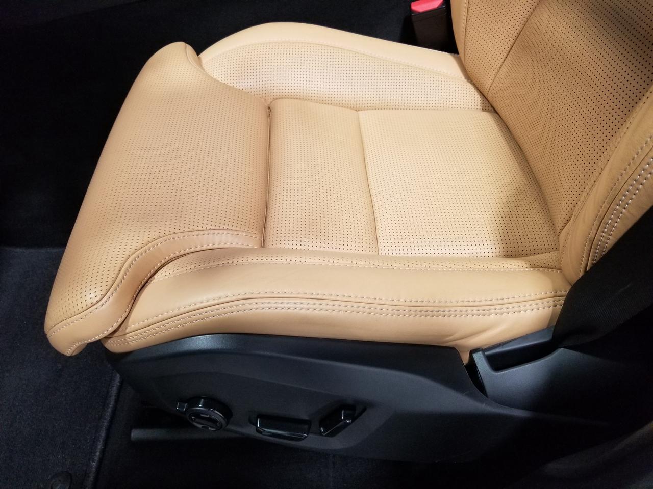 2019 Volvo XC60 Hybrid T8 Inscription 4dr All-Wheel Drive Photo
