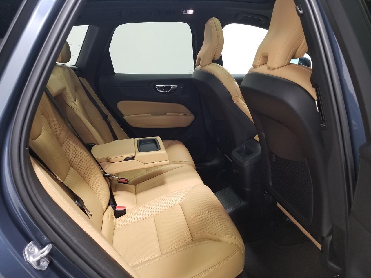 2019 Volvo XC60 Hybrid T8 Inscription 4dr All-Wheel Drive Photo