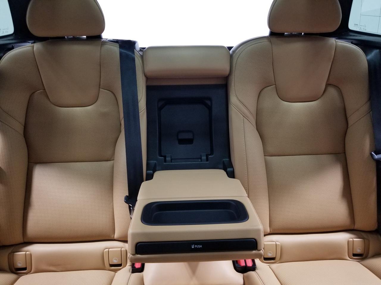 2019 Volvo XC60 Hybrid T8 Inscription 4dr All-Wheel Drive Photo