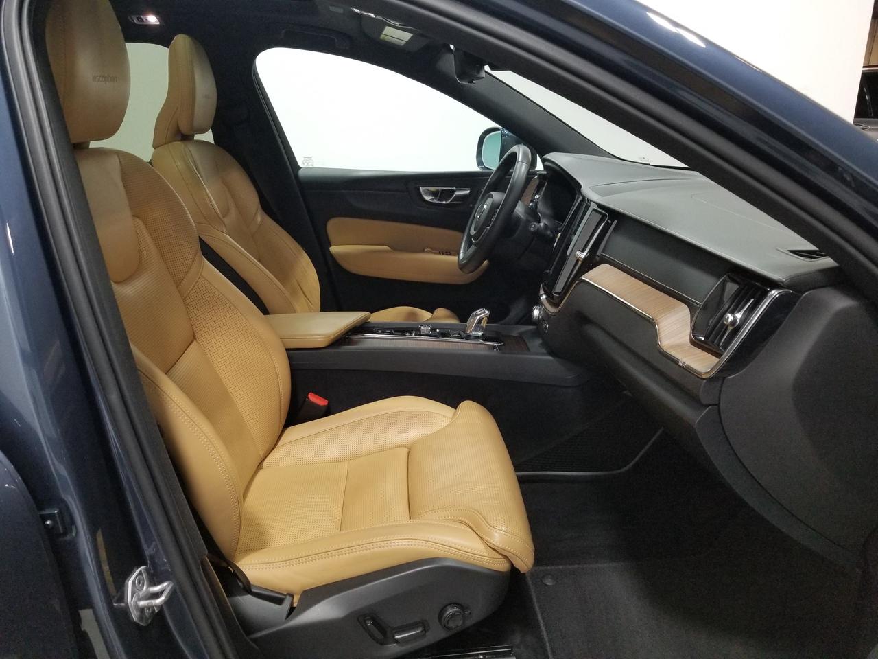 2019 Volvo XC60 Hybrid T8 Inscription 4dr All-Wheel Drive Photo