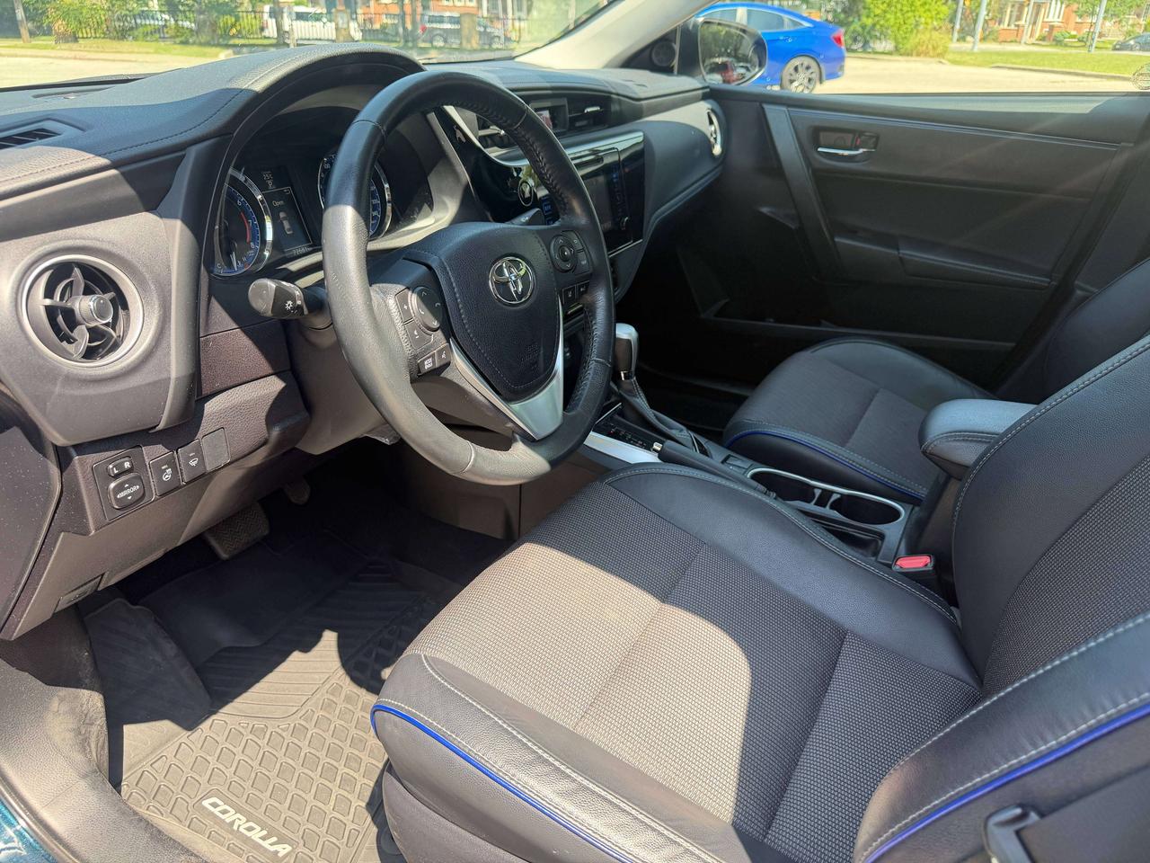 2019 Toyota Corolla SE / 72206 KMS !!!! SUNROOF/ NAVIGATION /B CAMERA Photo