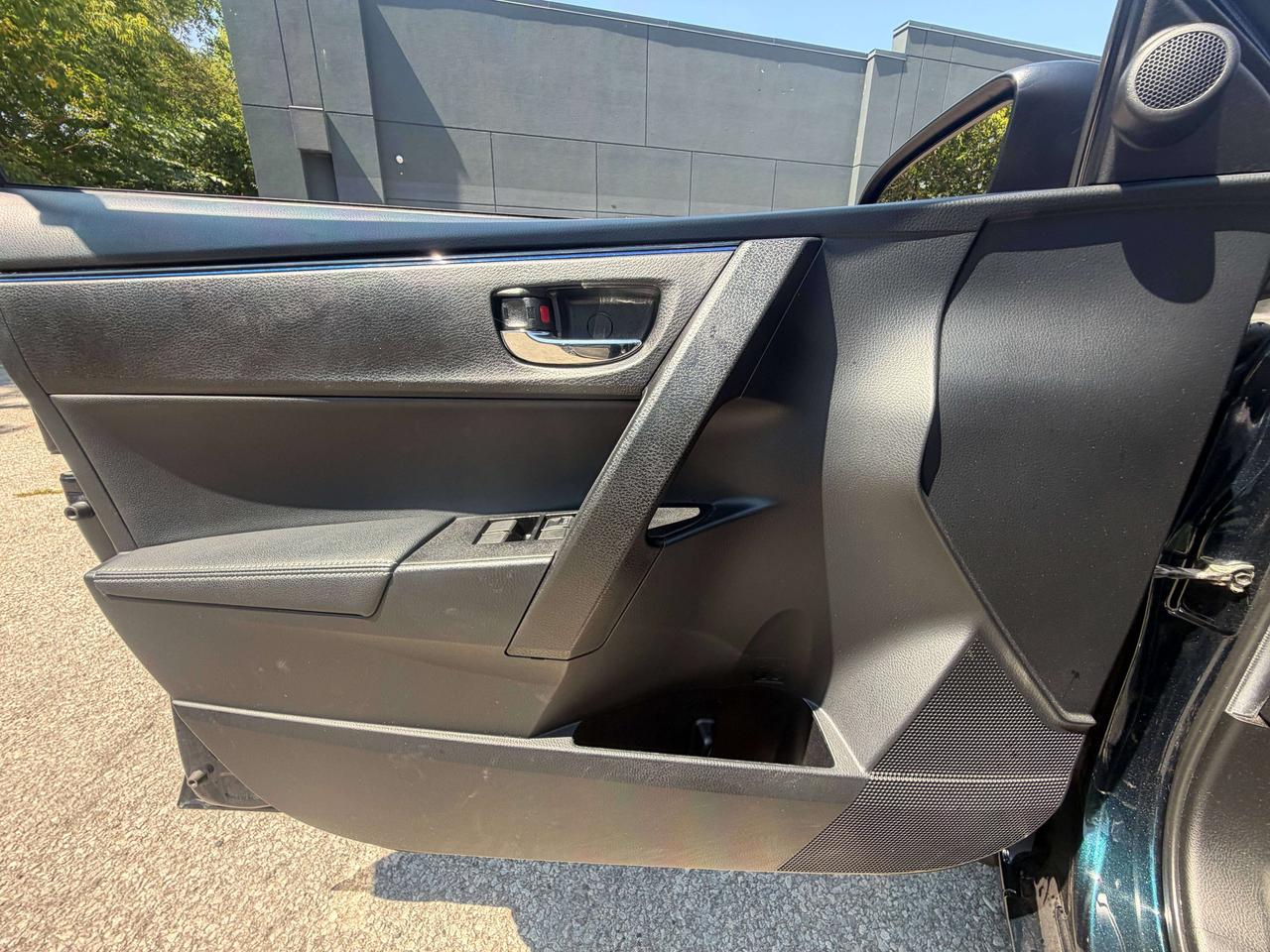 2019 Toyota Corolla SE / 72206 KMS !!!! SUNROOF/ NAVIGATION /B CAMERA Photo
