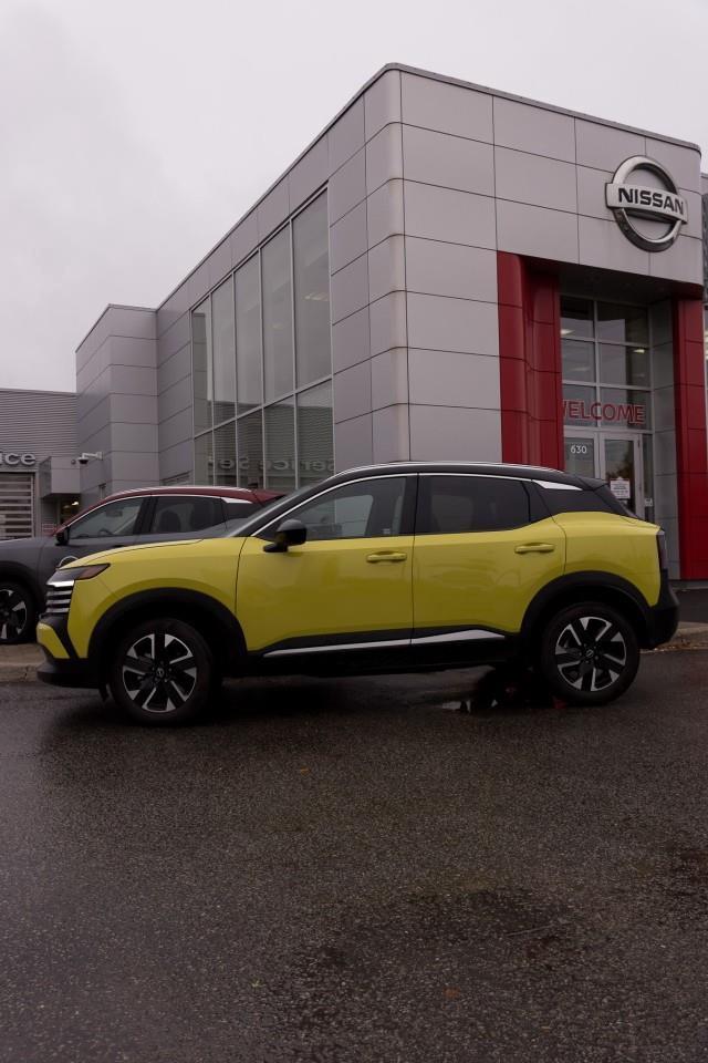 2026 Nissan Kicks SV 4dr All-Wheel Drive Photo2