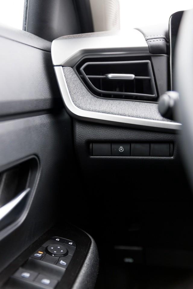 2026 Nissan Kicks SV 4dr All-Wheel Drive Photo