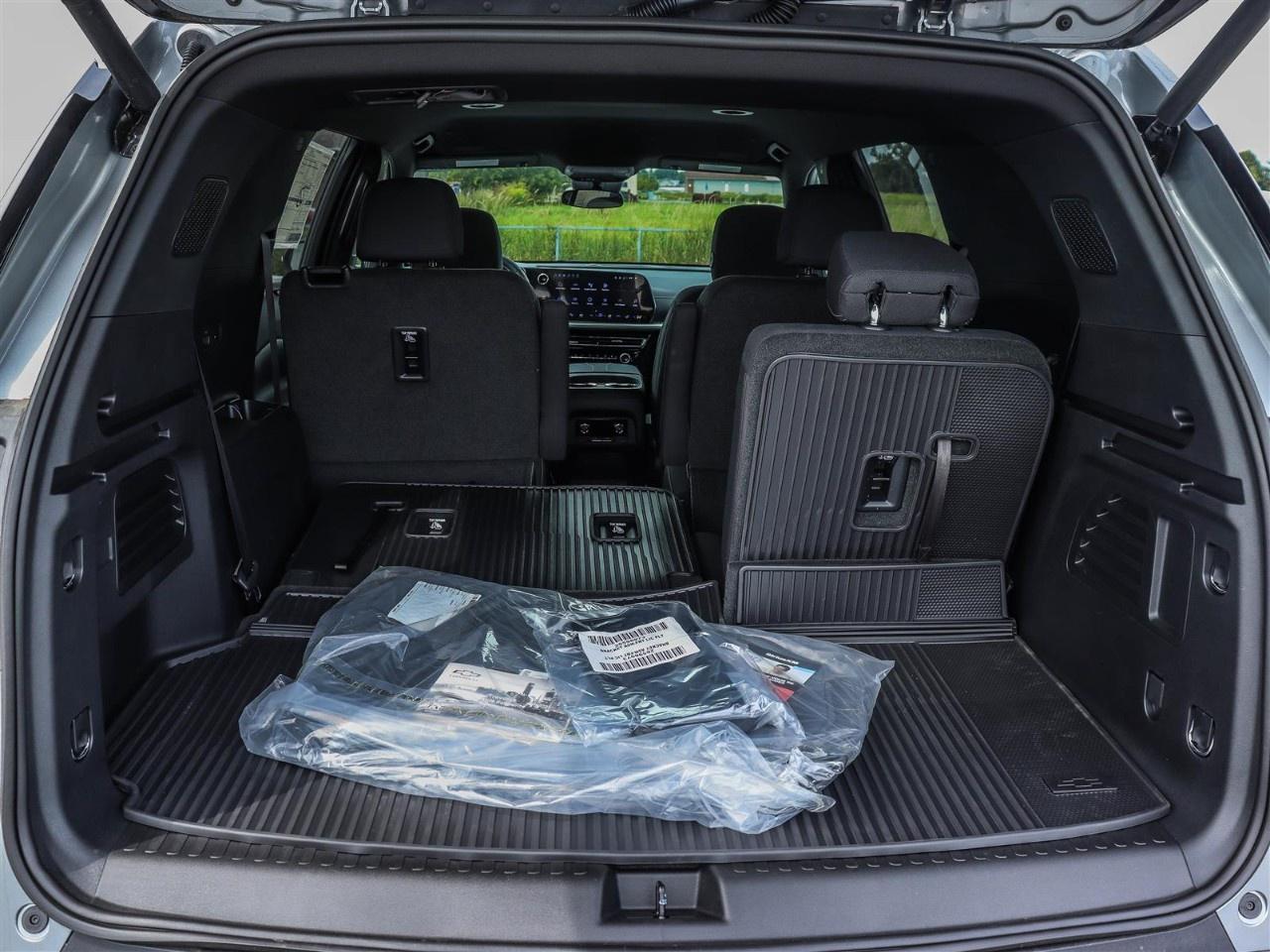 2026 Chevrolet Traverse AWD 4dr LT Photo