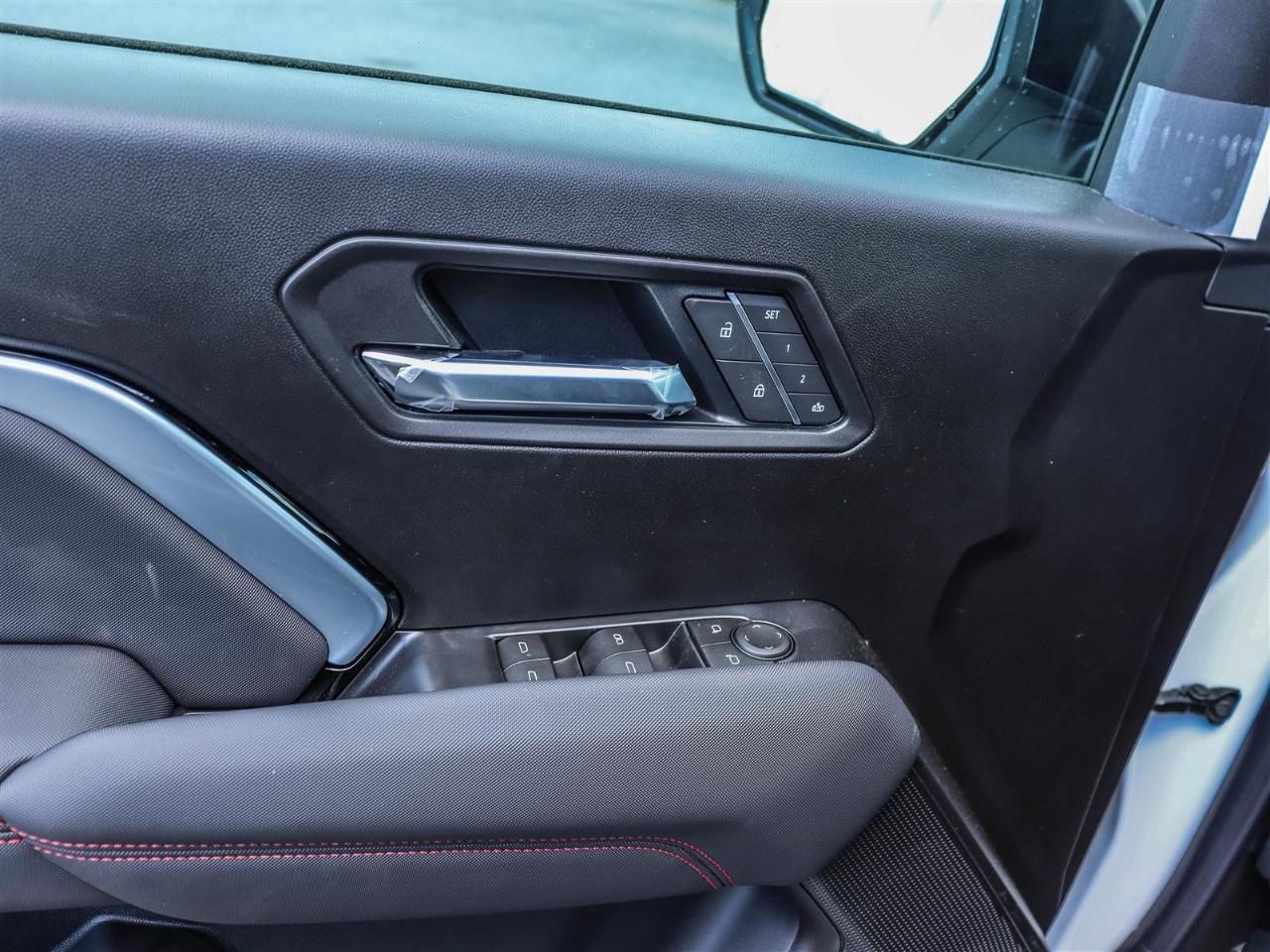 2026 Chevrolet Colorado Crew Cab Short Box 4-Wheel Drive Z71 Photo