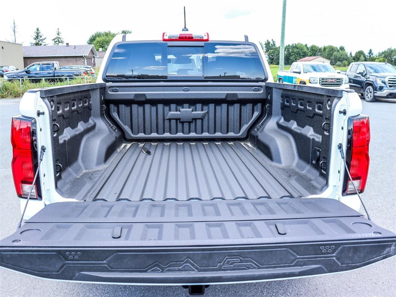 2026 Chevrolet Colorado Crew Cab Short Box 4-Wheel Drive Z71 Photo