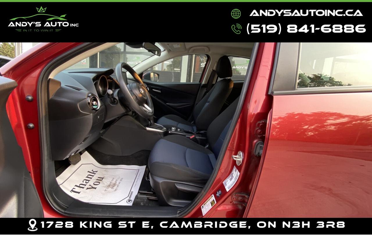 2020 Toyota Yaris LE ! NO ACCIDENTS ! AUTO ! LE Photo