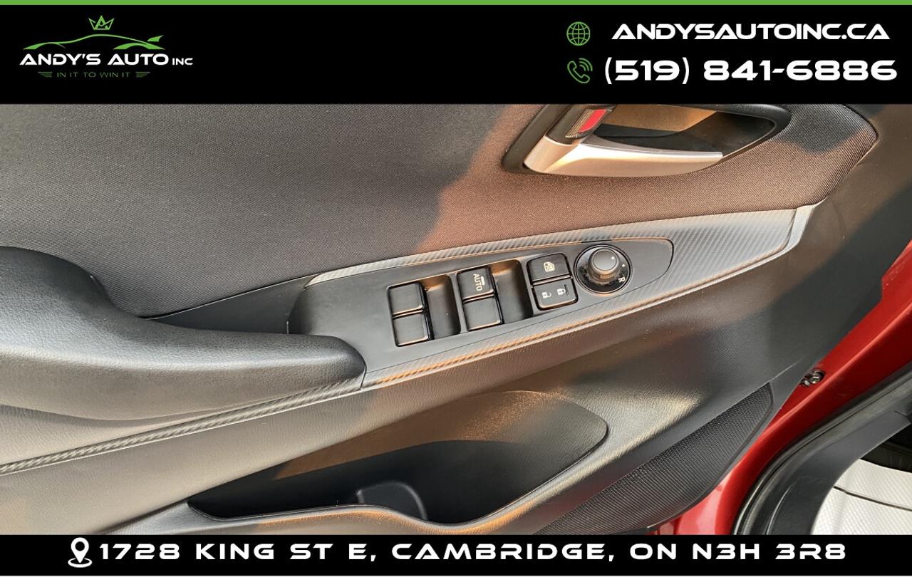 2020 Toyota Yaris LE ! NO ACCIDENTS ! AUTO ! LE Photo
