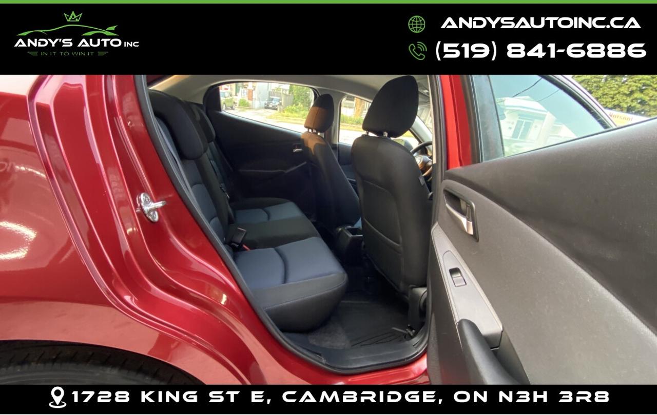 2020 Toyota Yaris LE ! NO ACCIDENTS ! AUTO ! LE Photo