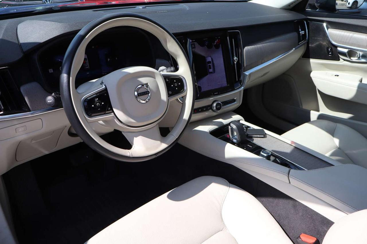 2023 Volvo V90 Cross Country B6 Plus   No Accident   Clean Carfax Photo