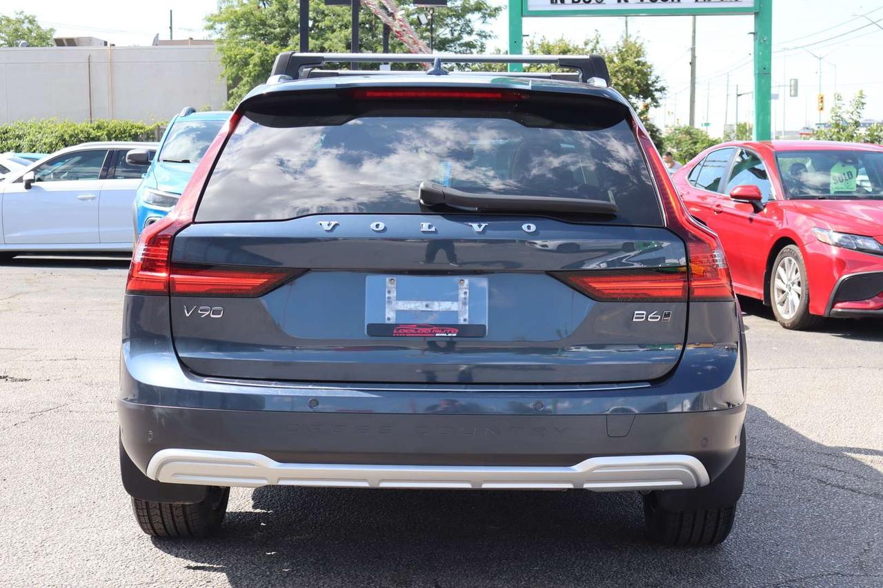 2023 Volvo V90 Cross Country B6 Plus   No Accident   Clean Carfax Photo