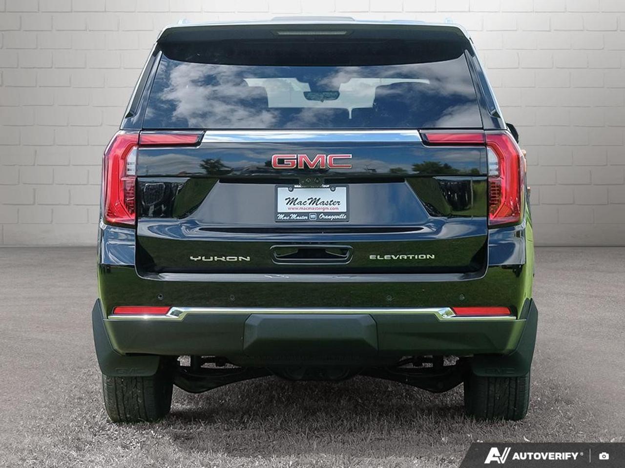 2026 GMC Yukon 4WD 4dr Elevation Photo3