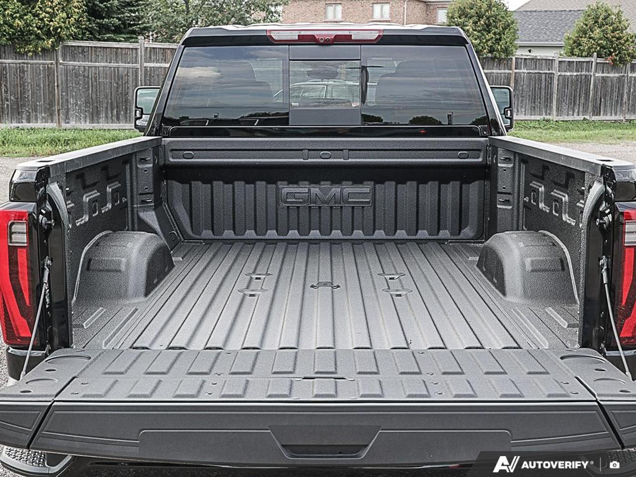 2026 GMC SIERRA 2500HD Crew Cab Standard Box 4-Wheel Drive Denali Photo