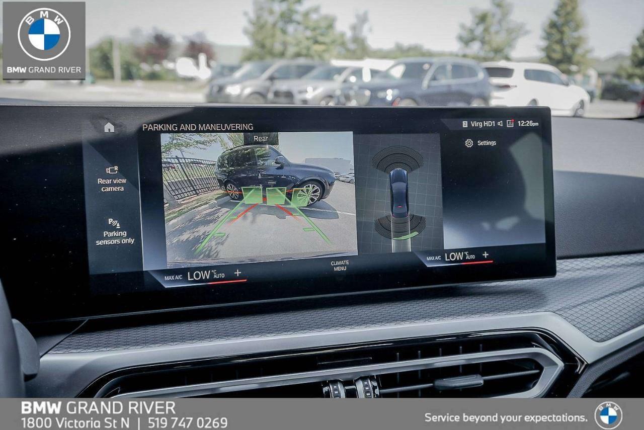 2024 BMW 330 i xDrive 4dr All-Wheel Drive Sedan Photo