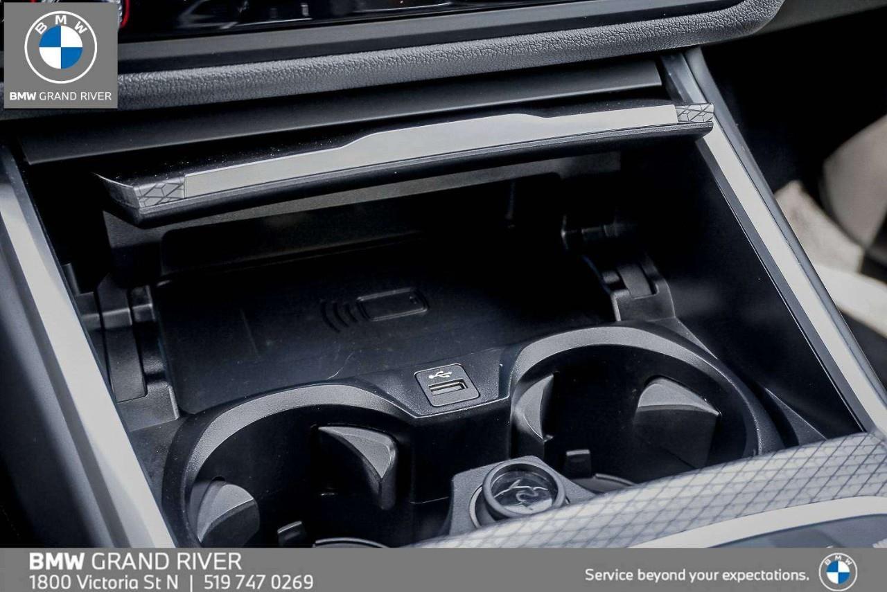 2024 BMW 330 i xDrive 4dr All-Wheel Drive Sedan Photo