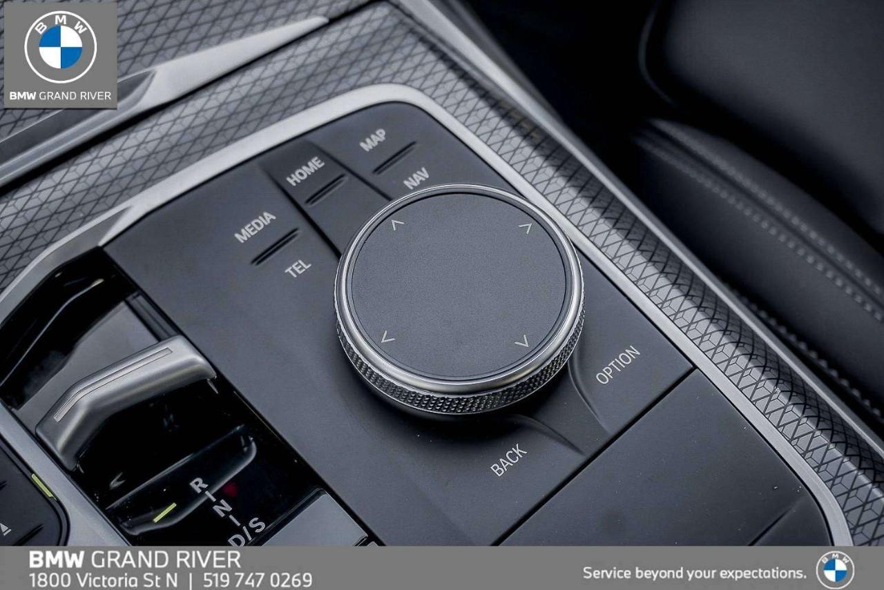 2024 BMW 330 i xDrive 4dr All-Wheel Drive Sedan Photo