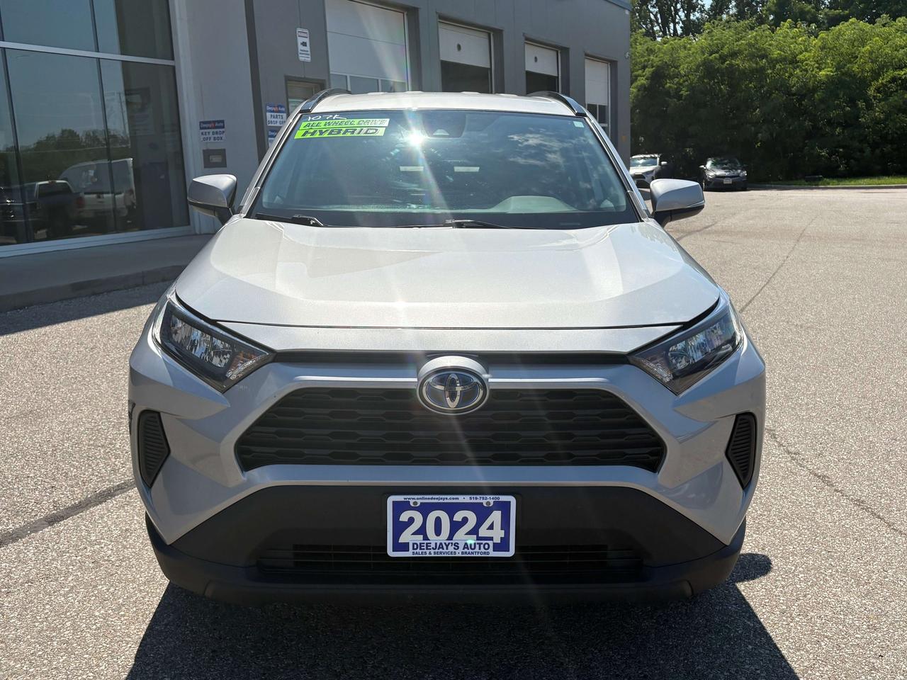 2024 Toyota RAV4 LE AWD   CLEAN CARFAX Photo1