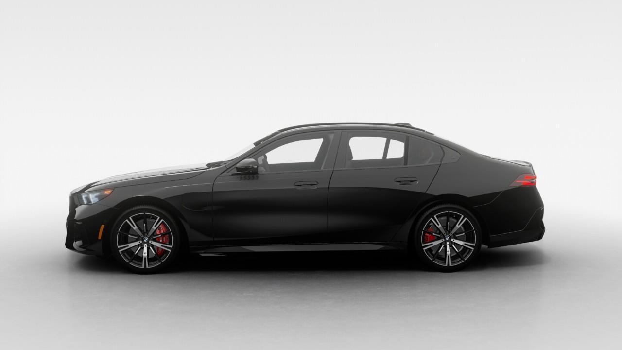 2027 BMW 550e xDrive 4dr All-Wheel Drive Sedan Photo