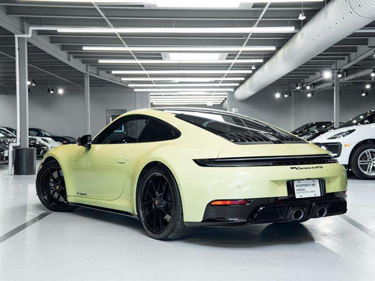 2025 Porsche 911 Carrera 4 GTS Coupe Photo