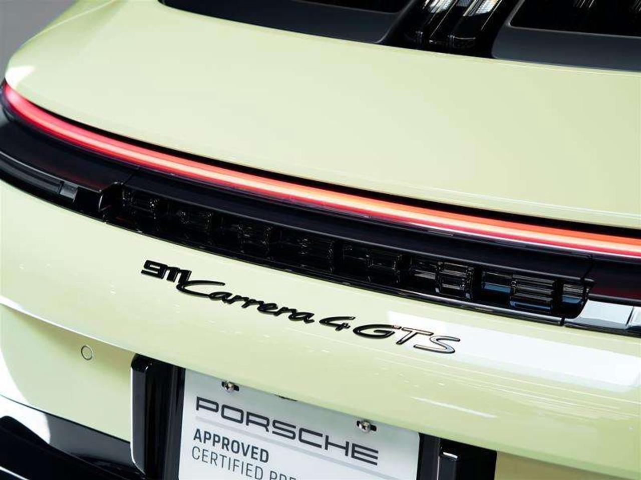 2025 Porsche 911 Carrera 4 GTS Coupe Photo
