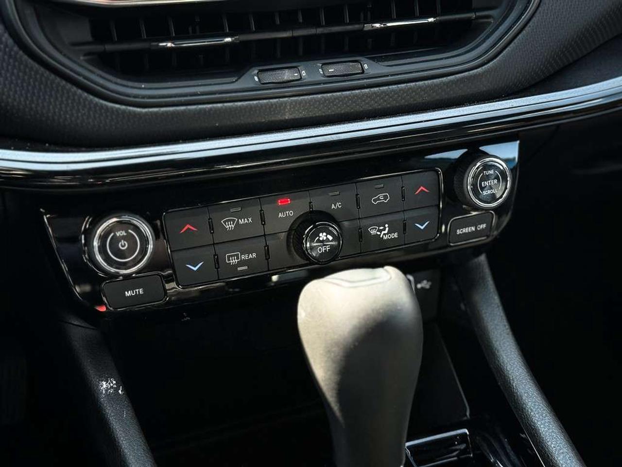 2026 Jeep Compass Limited   LIMITED ALTITUDE   PANO ROOF   NAV   ALPINE AUDIO   ADAPTIVE CRUISE Photo