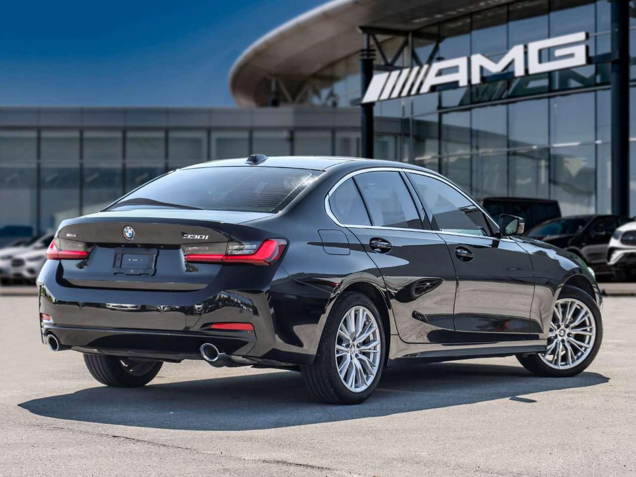 2024 BMW 3 Series 330i xDrive   Premium Essentials Package Photo1