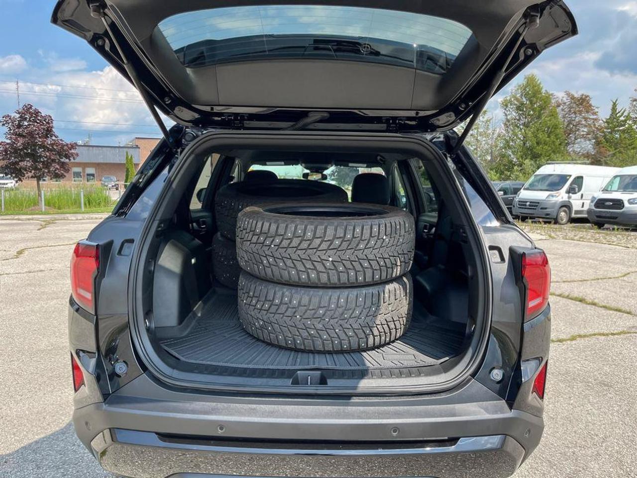 2026 GMC Terrain AWD Elevation | Navigation | Heated Seats & Steering Wheel | Blind-Spot | Adaptive Cruise | CarPlay Photo
