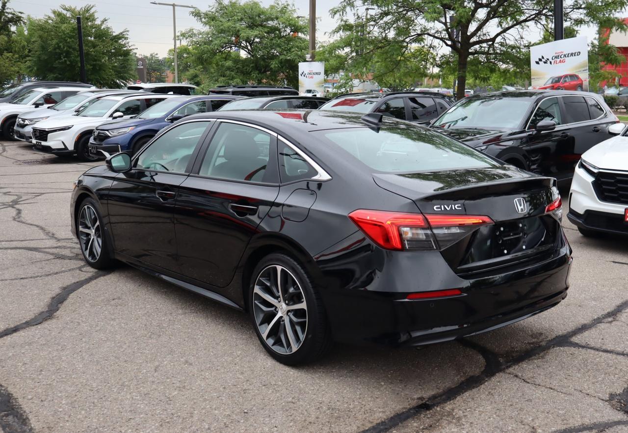 2023 Honda Civic Touring 4dr Sedan Photo