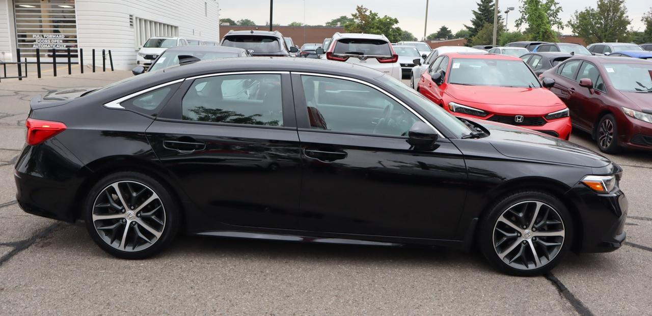 2023 Honda Civic Touring 4dr Sedan Photo