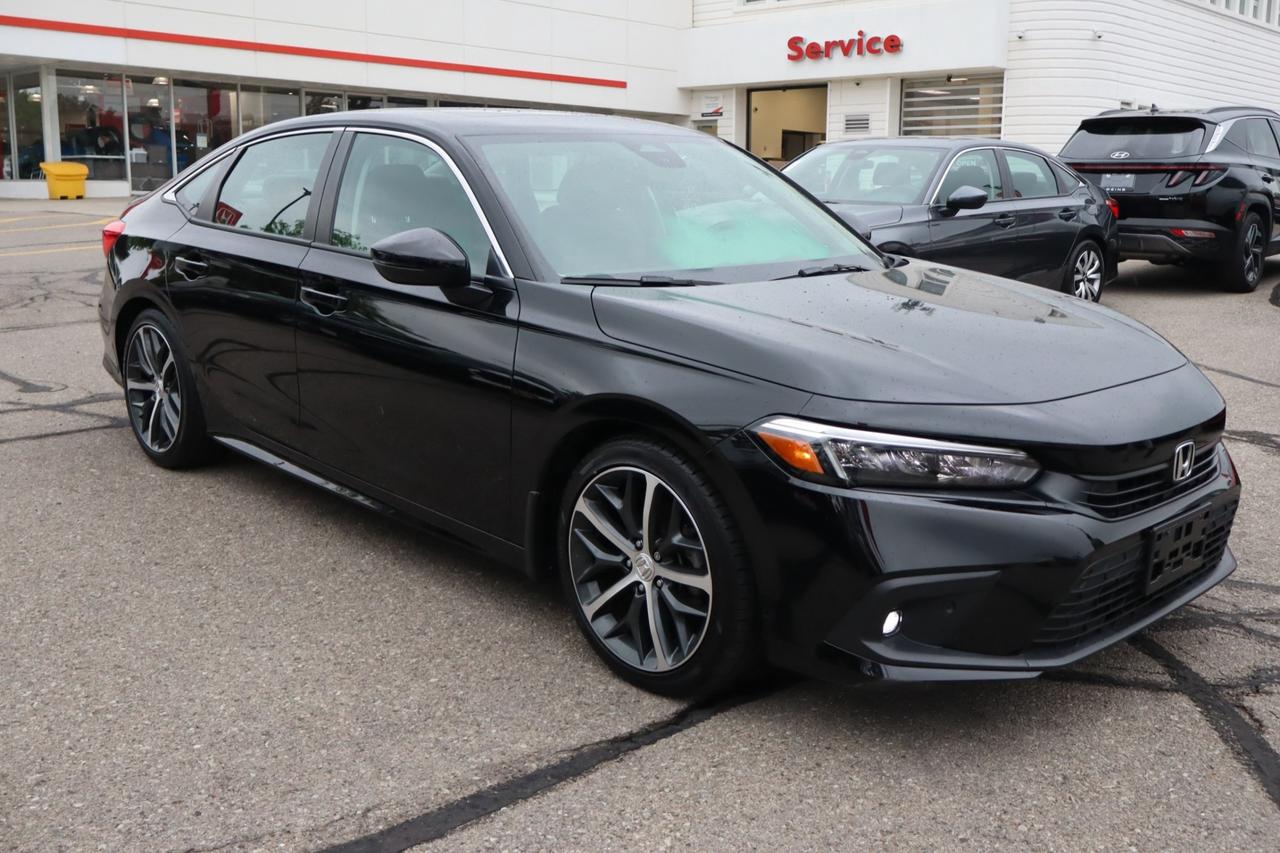 2023 Honda Civic Touring 4dr Sedan Photo