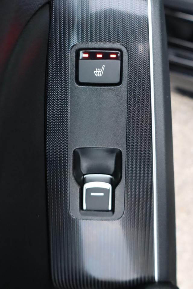 2023 Honda Civic Touring 4dr Sedan Photo