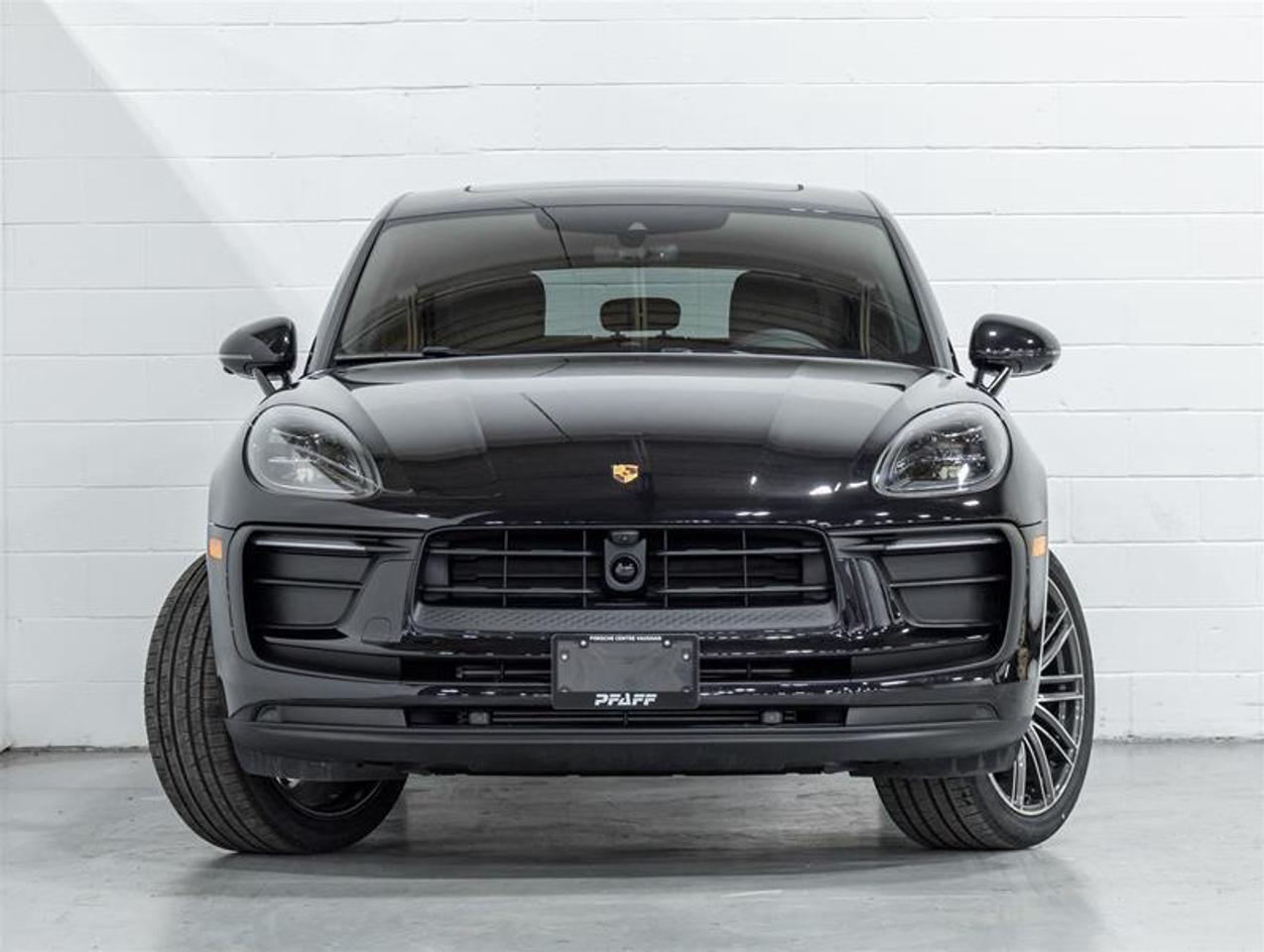 2026 Porsche Macan  Photo5