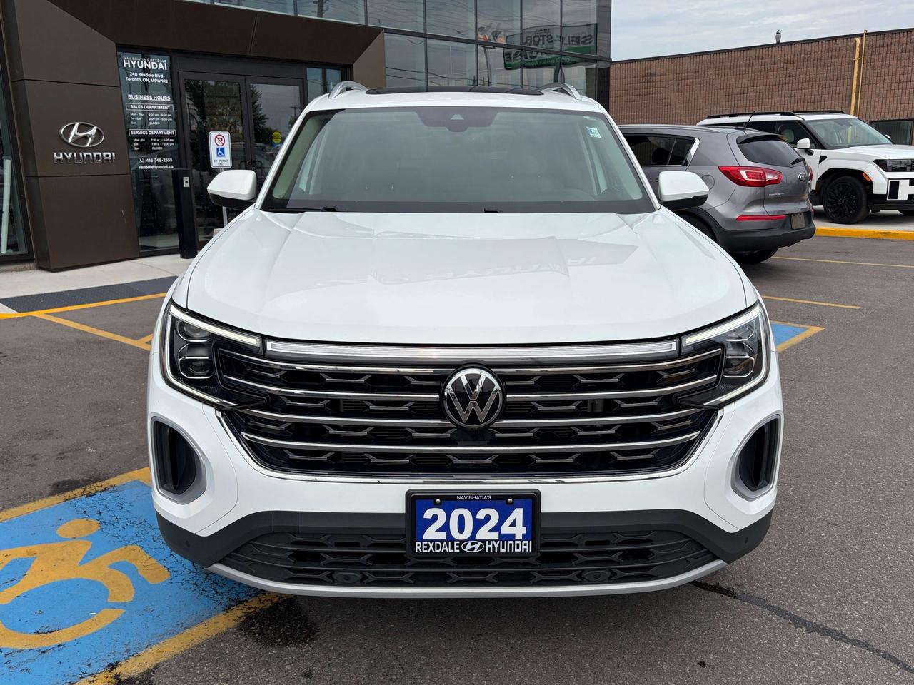 2024 Volkswagen Atlas HIGHLINE AWD   CLEAN CARFAX   ONE OWNER Photo