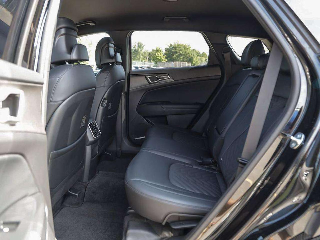 2026 Kia Sportage X-Line   Leather   AWD   Heated Seats   Apple CarPlay   Backup Camera Photo