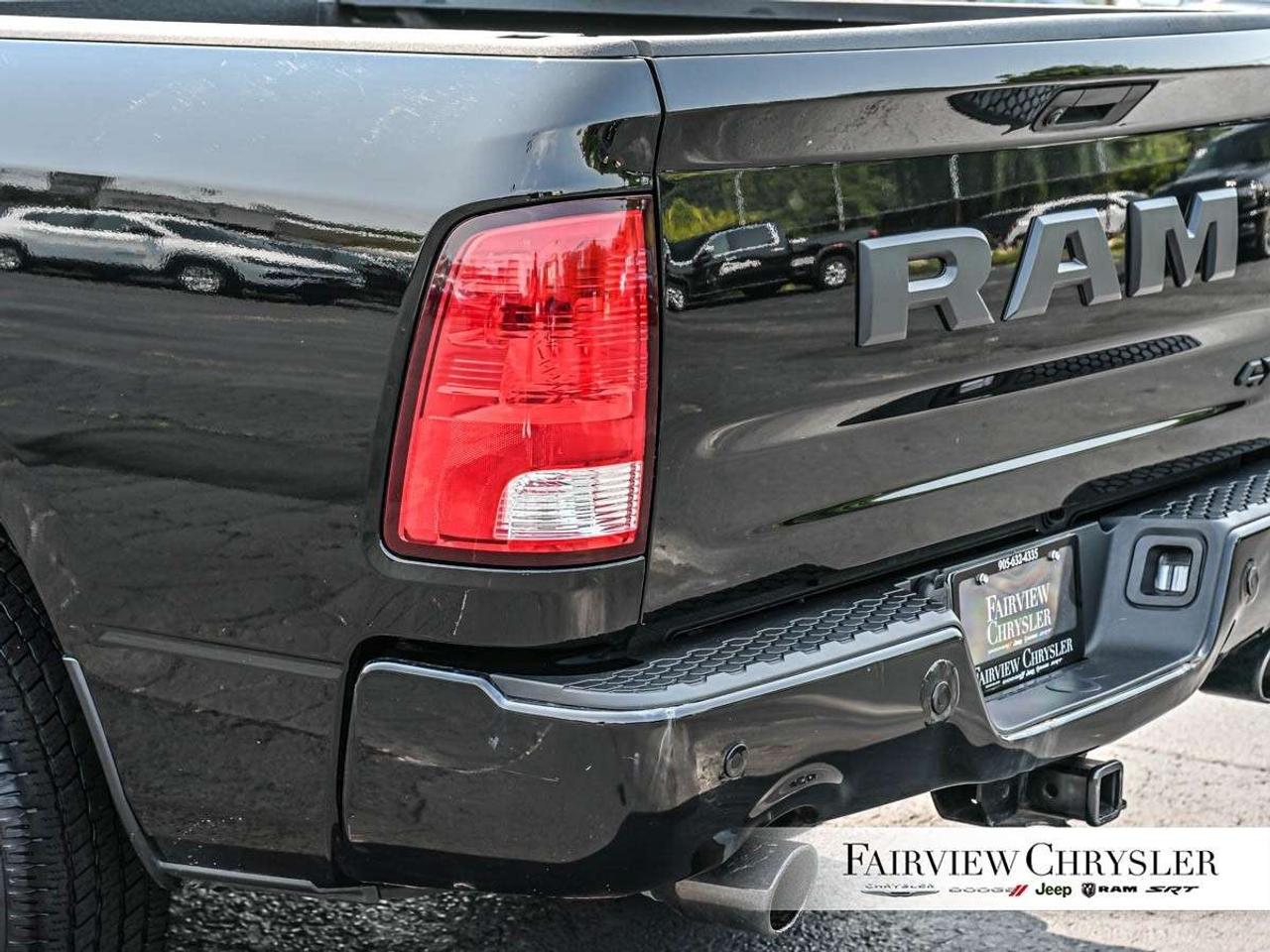 2022 RAM 1500 Express 4x4 Crew Cab 5'7 Box 5.7L HEMI   CREW   NIGHT EDITION   HEATED SEATS   TOW PKG   CARPLAY Photo