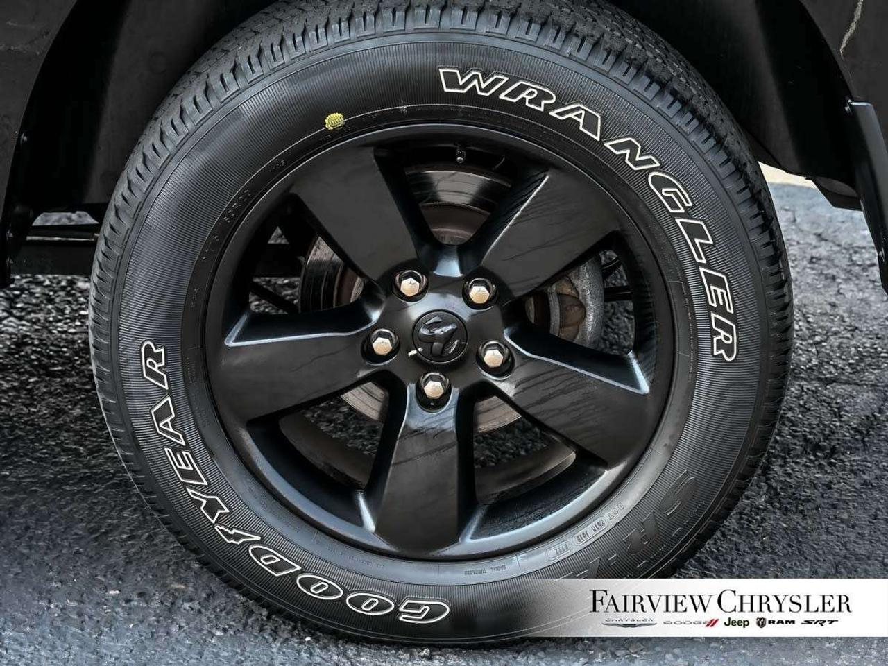 2022 RAM 1500 Express 4x4 Crew Cab 5'7 Box 5.7L HEMI   CREW   NIGHT EDITION   HEATED SEATS   TOW PKG   CARPLAY Photo