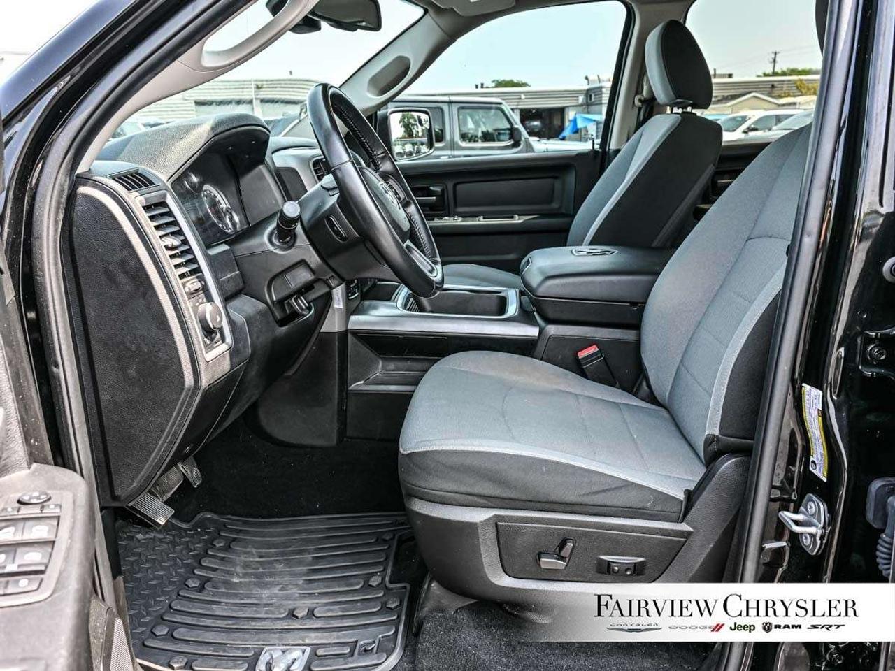 2022 RAM 1500 Express 4x4 Crew Cab 5'7 Box 5.7L HEMI   CREW   NIGHT EDITION   HEATED SEATS   TOW PKG   CARPLAY Photo