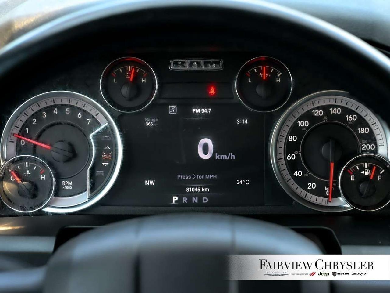 2022 RAM 1500 Express 4x4 Crew Cab 5'7 Box 5.7L HEMI   CREW   NIGHT EDITION   HEATED SEATS   TOW PKG   CARPLAY Photo