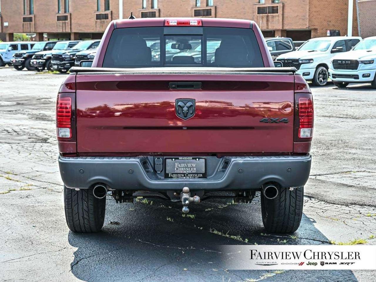 2022 RAM 1500 Warlock 4x4 Crew Cab 5'7 Box WARLOCK   5.7L HEMI   REMOTE START   CARPLAY   NAV   121 FUEL TANK Photo