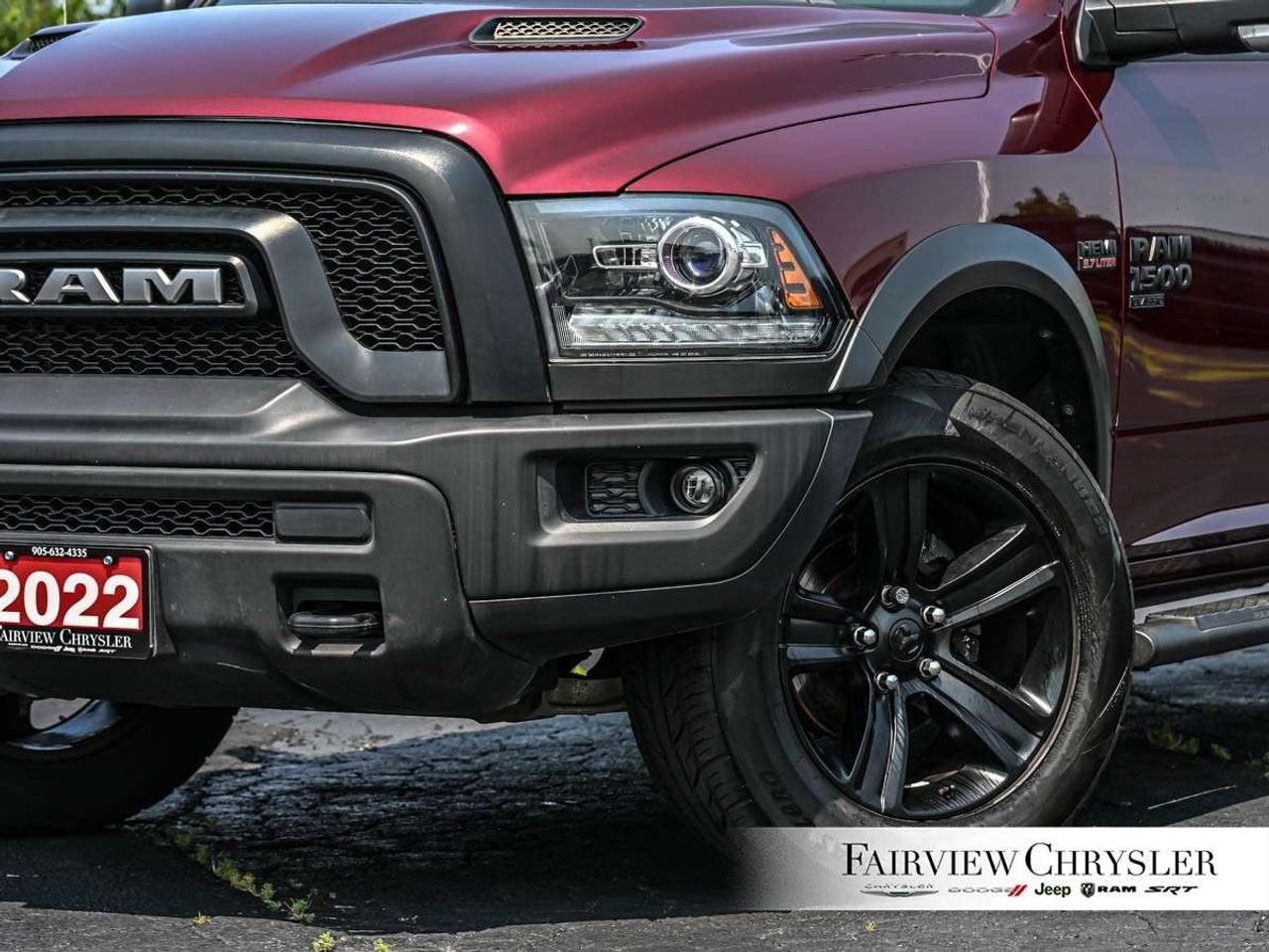2022 RAM 1500 Warlock 4x4 Crew Cab 5'7 Box WARLOCK   5.7L HEMI   REMOTE START   CARPLAY   NAV   121 FUEL TANK Photo